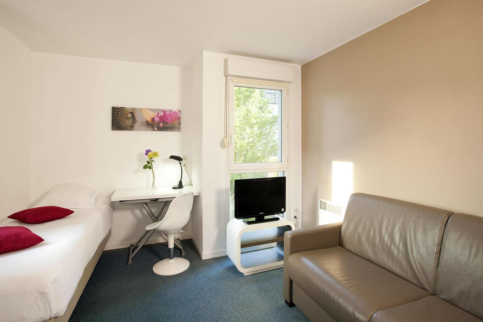 Sejours & Affaires La Rochelle Les Minimes Aparthotel Luaran gambar